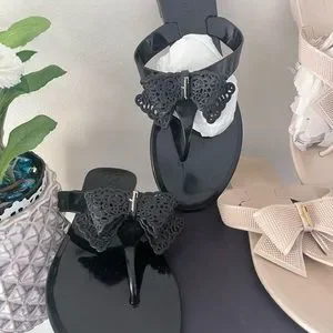 FERRAGAMO BOW  PANDY JELLY SLIPPER Size 8, Originally bought at saks. Authentic Salvatore Ferragamo | Shoes | Salvatore Ferragamo Pandy  main image 4